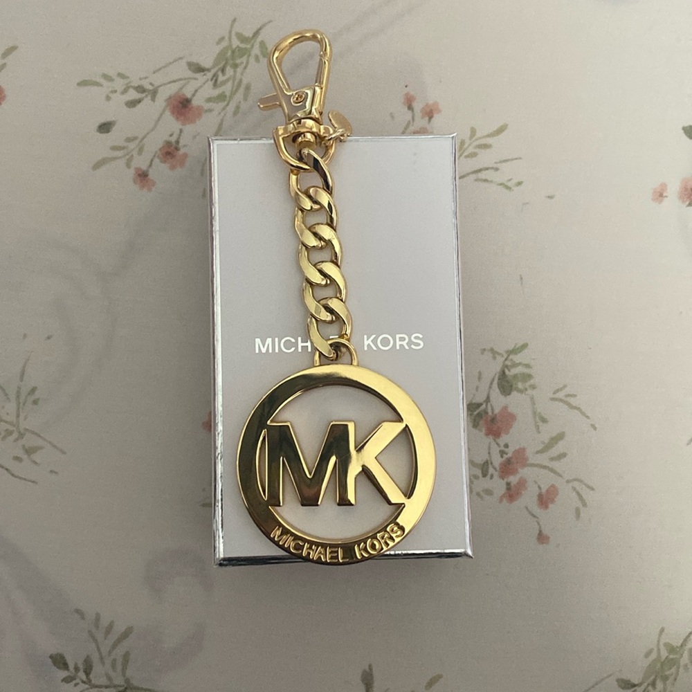 BRAND NEW WITH TAGS Michael Kors Keychain